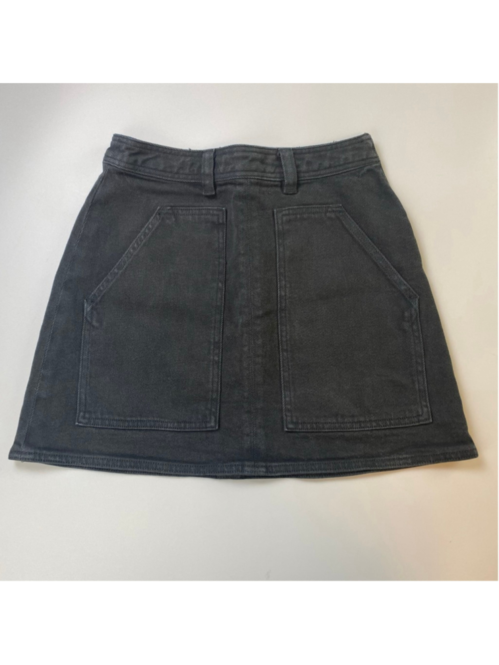 Wilfred Black Mini Skirt with Front Patch Pockets